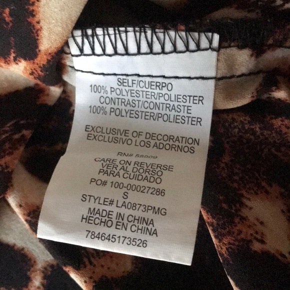 Gibson Lattner Animal/Cheetah Print 1/4 Font Zip Pullover Top - Picture 6 of 9